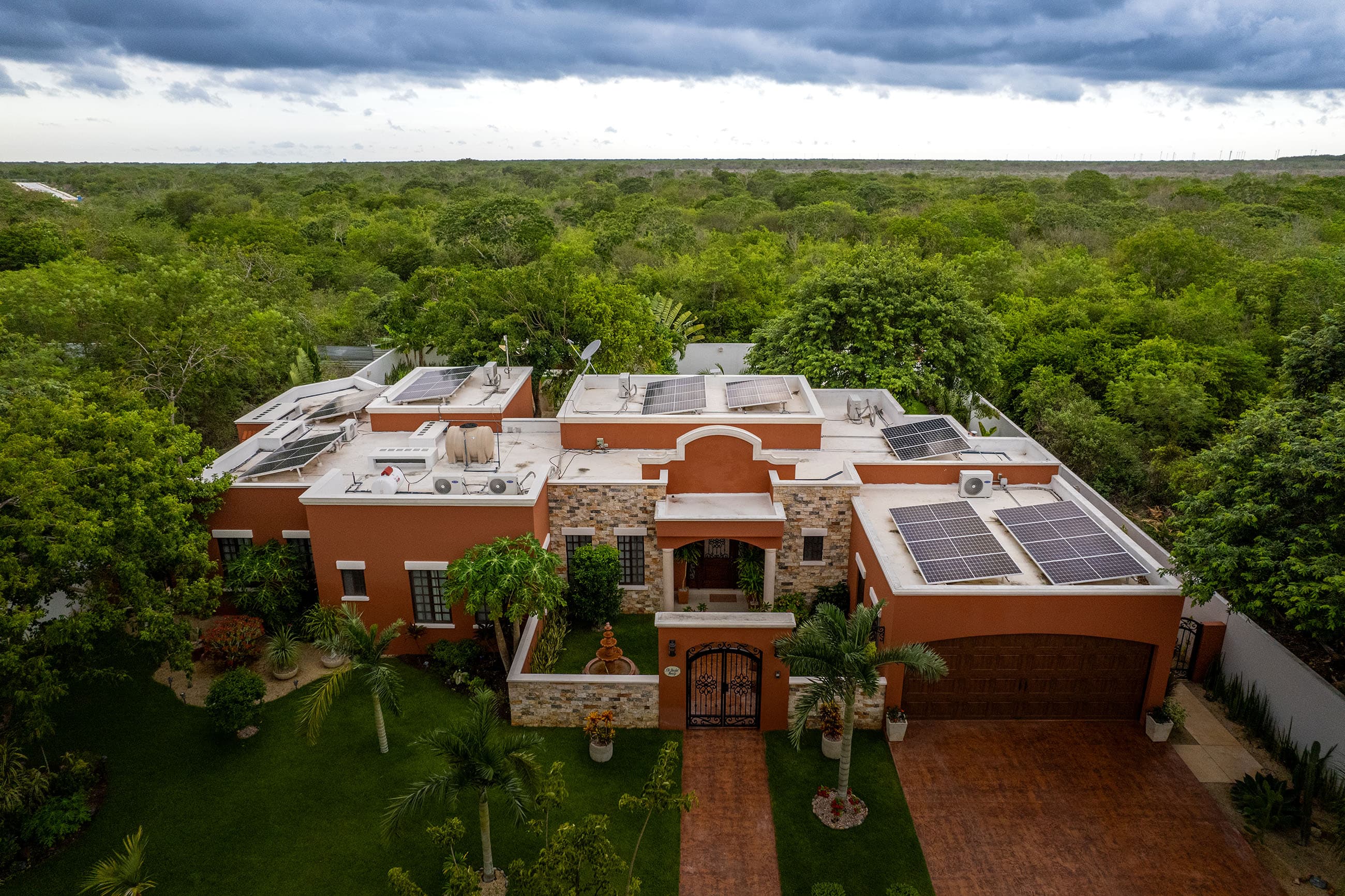 Instalación solar de Habitec vista aérea